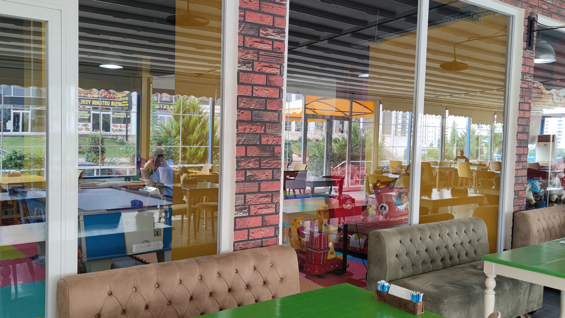 Cafe ve Restoran Alanı